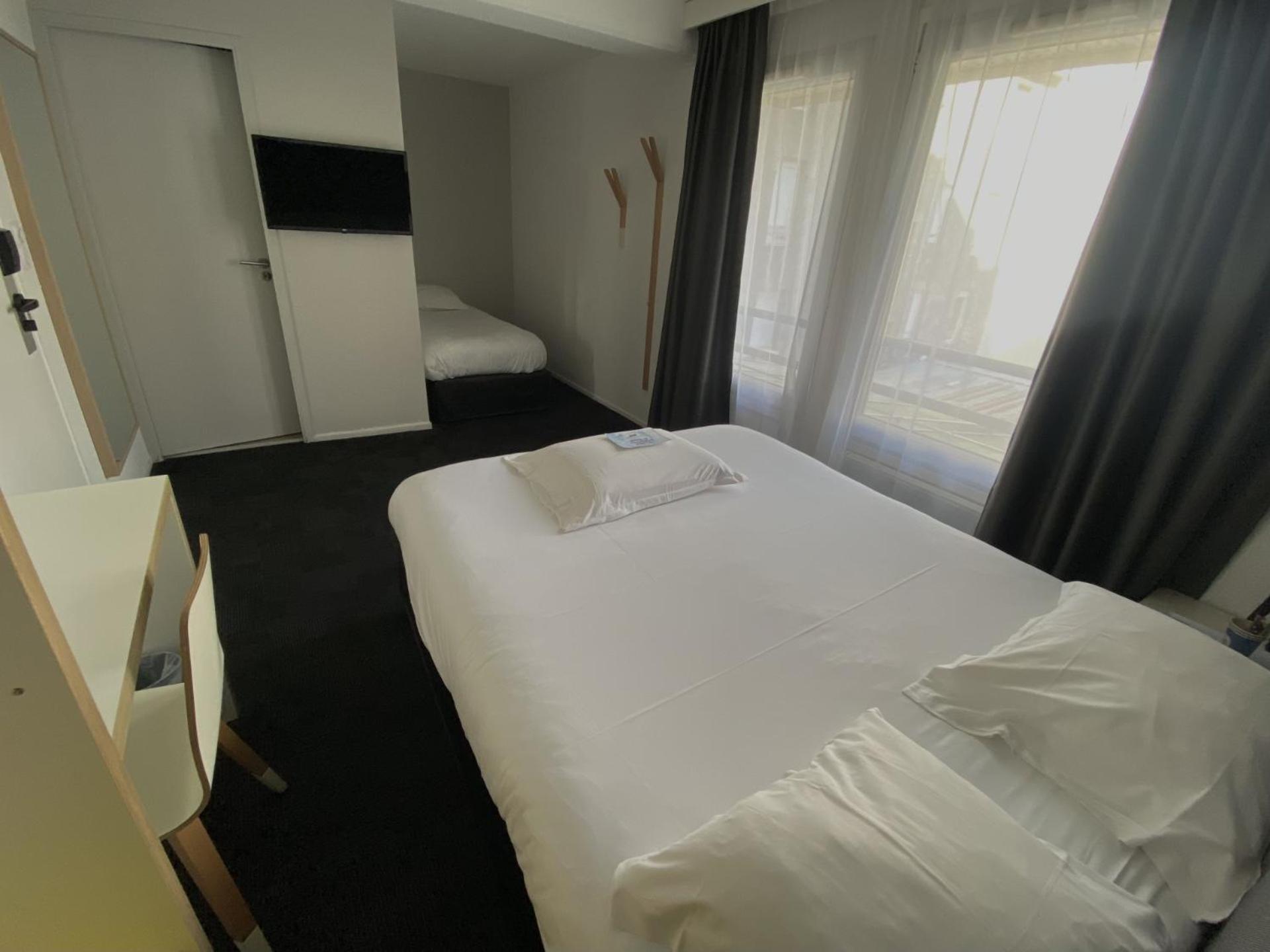 Kyriad Hotel Brest Bagian luar foto