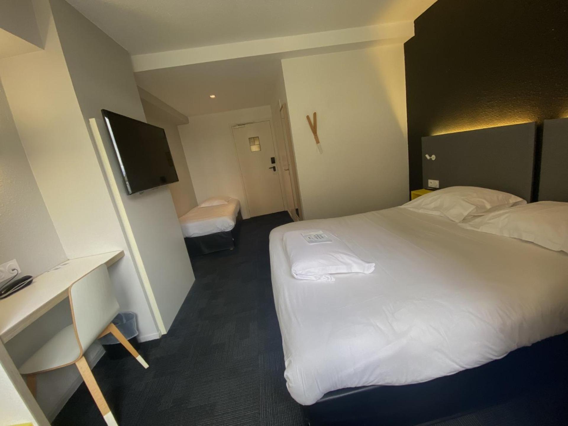 Kyriad Hotel Brest Bagian luar foto